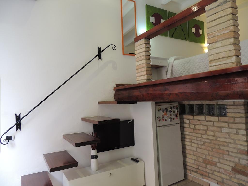 Suite Dreams Cagliari Loft Bilik gambar